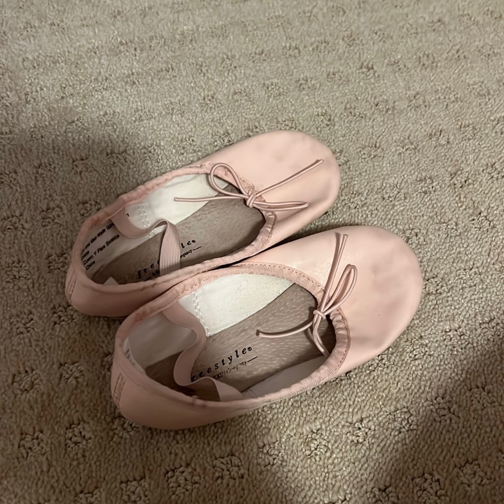 Freestyle Toddler Ballet Slippers from danskin Co
